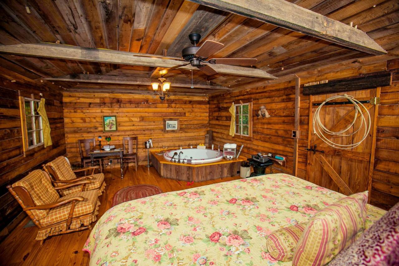محطة كوليج 7F Lodge And Events المظهر الخارجي الصورة