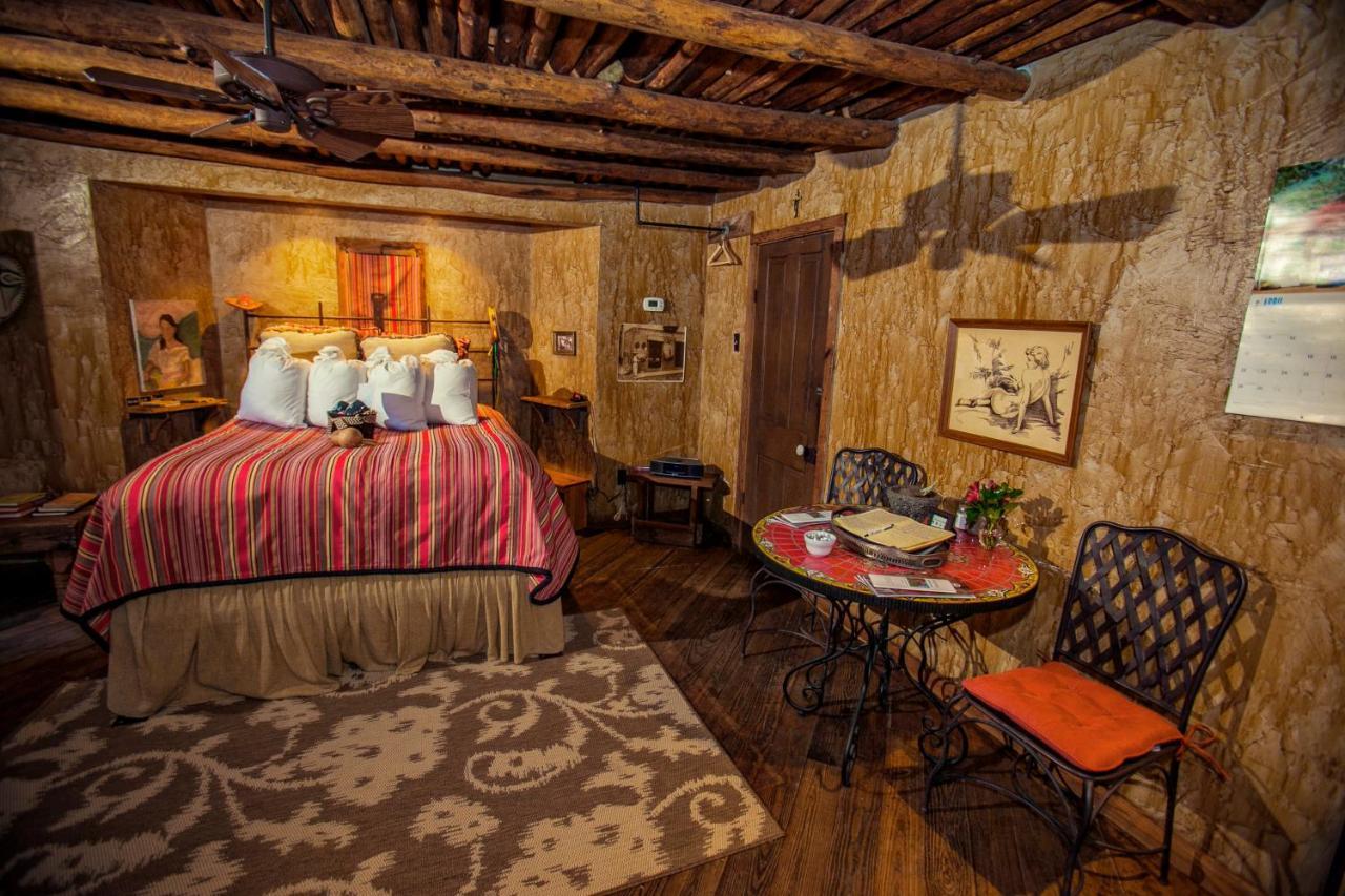 محطة كوليج 7F Lodge And Events المظهر الخارجي الصورة