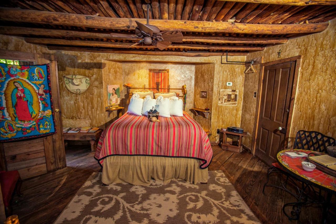 محطة كوليج 7F Lodge And Events المظهر الخارجي الصورة