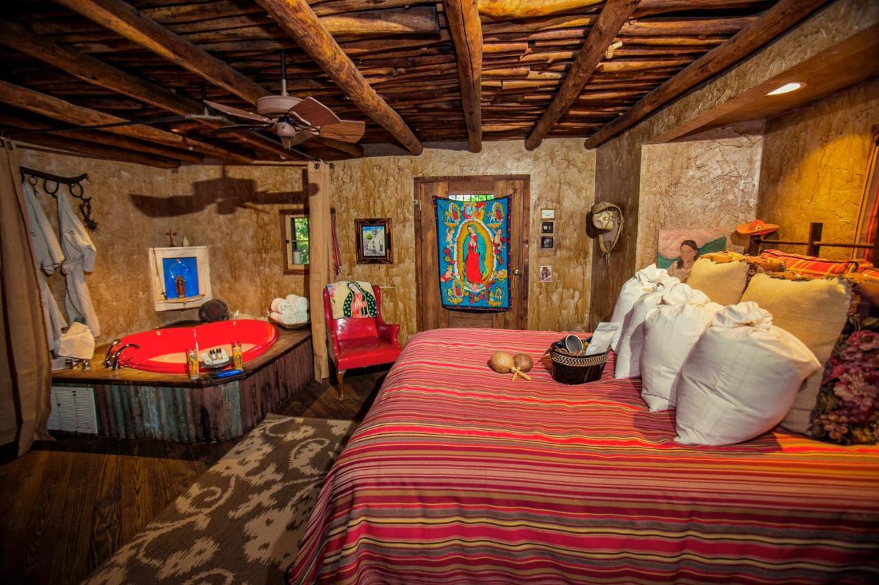 محطة كوليج 7F Lodge And Events المظهر الخارجي الصورة