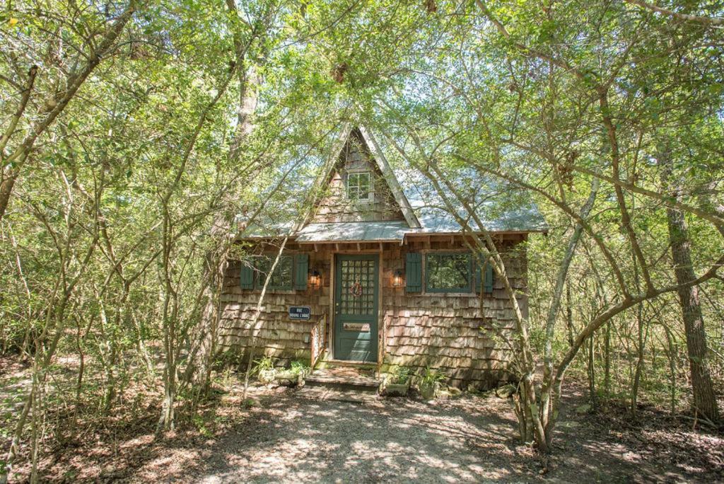 محطة كوليج 7F Lodge And Events المظهر الخارجي الصورة
